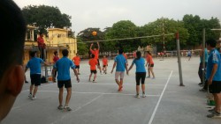 Trận đấu bóng chuyền hơi giữa liên quân ĐTTH & GDCTTC với liên quân DLNN & Cơ Khí chào mừng Ngày Nhà giáo Việt Nam 20/11