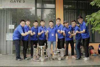 Các đội tuyển Robocon Đại học Sao Đỏ tiếp tục chiến thắng tiến vào vòng chung kết toàn quốc Robocon Việt Nam 2023