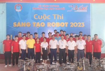 Gặp mặt, động viên và giao nhiệm vụ cho Đội tuyển Robot tham gia vòng Chung kết Toàn quốc năm 2023