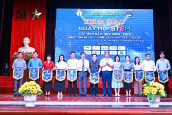 Ngày hội STEM 2024-2025: Trưng bày và đánh giá sản phẩm - Thi Robotics